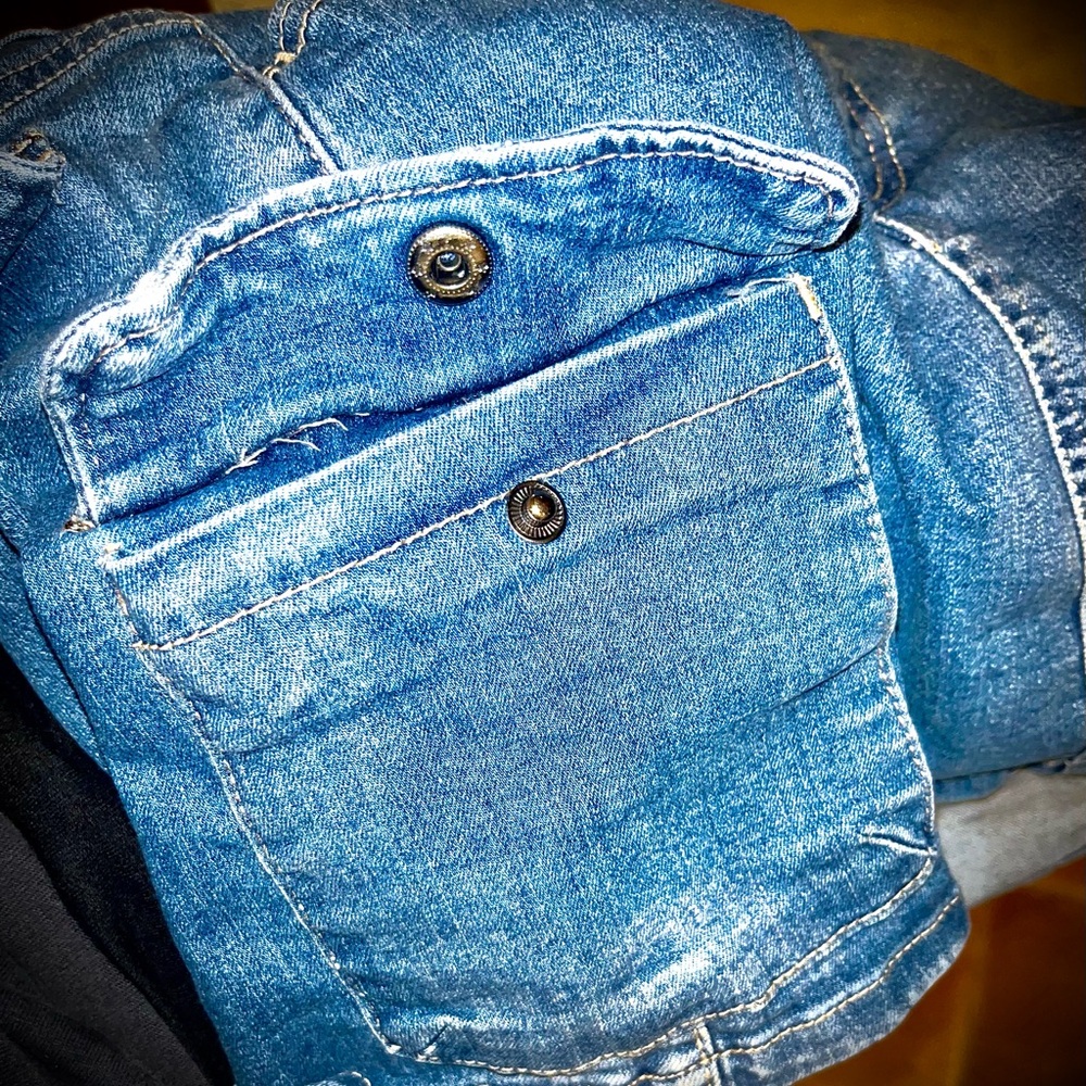 Blue Denim Cargo Skirt girls but can fit women’s xs - Picture 7 of 7